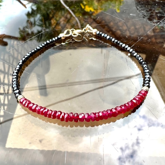 Natural Black Spinel and Ruby Bracelet Handmade in Solid 14k Yellow Gold - Picture 5 of 9